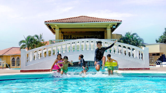 Piscinas | Riomar
